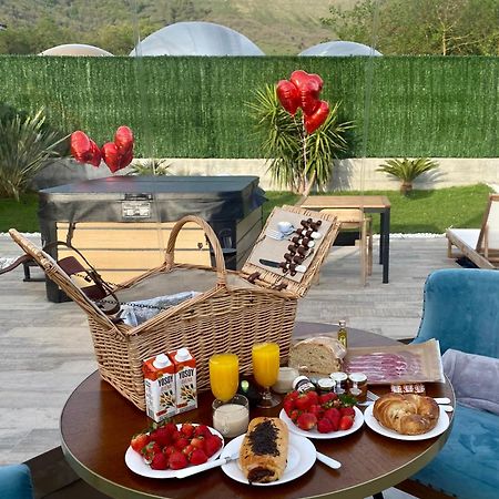 Sierra Salvada Bubbles Guest House Salmanton Екстериор снимка