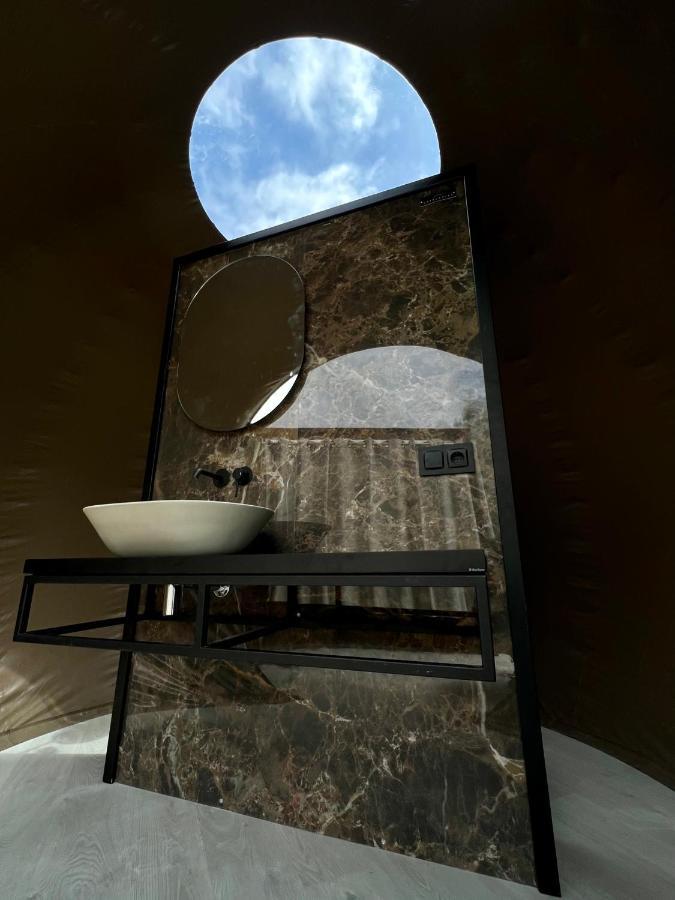 Sierra Salvada Bubbles Guest House Salmanton Екстериор снимка