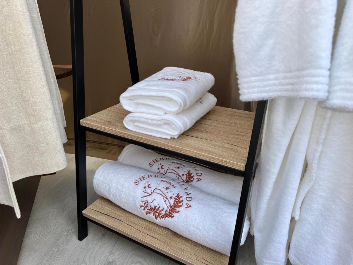 Sierra Salvada Bubbles Guest House Salmanton Екстериор снимка
